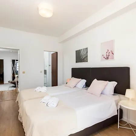 Italian Park Flat